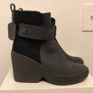 Clarks | Women’s Navy Blue Suede Wedges Size 7.5